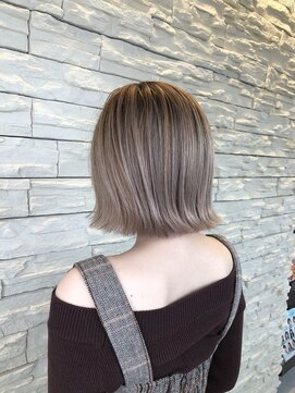 ヘアアンドメイクユ ニキス 利府店(HAIR&MAKE UNIXIS) ミルクティーカラー