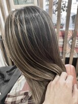 ヘアメイク アンフィ(amphi)&nbsp;ハイライトバレイヤージュ