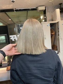 ラフ(LAFF) #黒髪#ボブルフ#ネビージュ#小顔#ワンレン