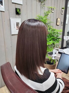 ルーミールーム(RoomieRoom) 20代30代40代大人きれい王道ブラウンナチュラルストレート耳掛け