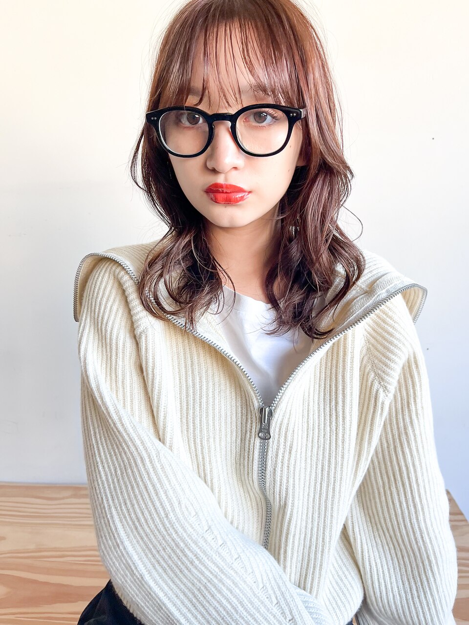 unami】ゆるふわパーマ×ミディアムヘア 澤田杏奈：L174979818