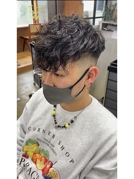 ロンドガルマン 名古屋(Lond GULLMAN) 【Lond GULLMANHide】MEN'S HAIR/スペインカール/フェードパーマ