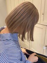 ベレーザ 渋谷(BELEZA)&nbsp;4634グレーベージュシルキーベージュ艶髪韓国タンバルモリボブ