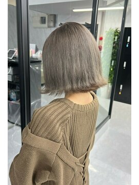 リア 大阪梅田(Ria) ～グレージュ～【Ria 大阪 梅田】