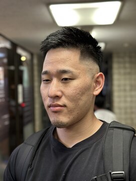 ヒロギンザ 新橋日比谷口店(HIRO GINZA) スキンフェードアップバングショート