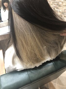 モアヘアーセカンド(MORE-HAIR Second) インナーカラーホワイトシルバー