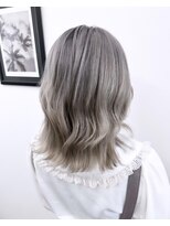 リン モアナバイヘッドライト 武蔵小杉2号店(lynn Moana by HEADLIGHT) Moana【武蔵小杉】#ケアブリーチ#ダブルカラー#トリートメント