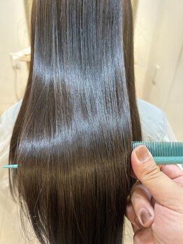 アドラヘアー(Adora hair)の写真/多彩なトリートメントご用意してます◎髪の内部から補修し、毛先まで潤いのある艶やかな美スタイルを実現♪