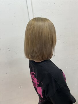 アイリー 名古屋(A/LEE) ミルクティーベージュ