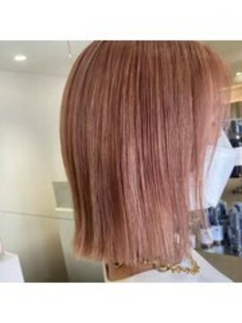 ガリカ シーム(Gallica/SEAM) ハイトーンボブ×ピンクベージュ/切りっぱなしボブ