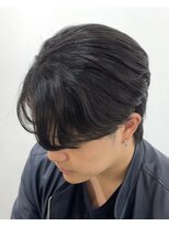 リエル(LIERU)&nbsp;ナチュラルセンターパート