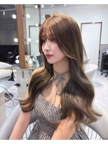 ロール 博多(Role)&nbsp;ベージュ/透明感カラー/似合わせカット/韓国ヘア/顔周り