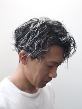 アストロ(ASTRO) 【一宮メンズ】ホワイトメッシュ×無造作パーマ