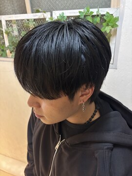ロマンヤカタ ファース(ROMAN YAKATA fars) 刈り上げなしマッシュ 上窪 2/28