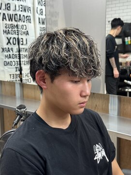 リレーションメンズヘアー(RELATION MEN'S HAIR) おしゃれ坊主シャドウパーマパズカットツイストパーマ