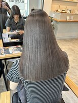 バトー バイ トリコ 船橋北口店(BATEAU by tricot)&nbsp;グレージュカラー