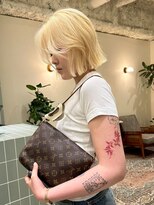 ハーパーズ 渋谷(harpers) 抜きっぱなしブリーチぱっつんボブ