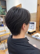 ウル(ULU.) ショートネープセンターパート