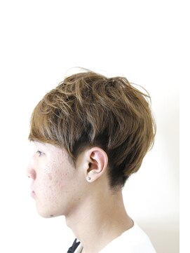 アロ (Alo hairdesign) ツーブロックセクションカラー