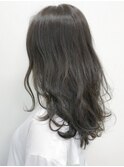 グレージュ×ゆるふわウェーブ