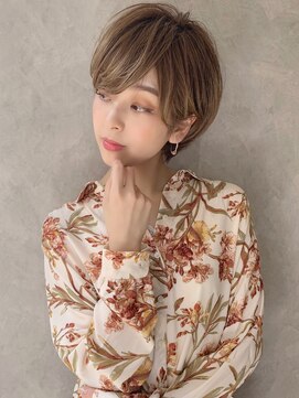 アヴァロン(AVALON) 30.40代にオススメ×丸みのあるひし形ショート◎