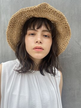 レオニード 表参道(LEONID) 眉上バングラフミディアム