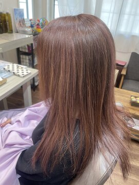 ヘア デザイン 虹いろのはさみ グレーカラーでも可愛いピンク系