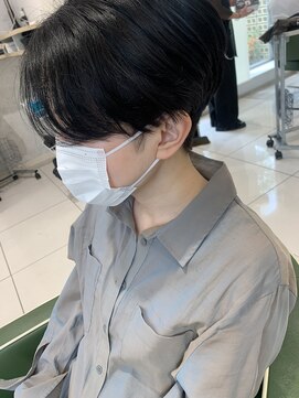 アース オーセンティック 岡山表町店(EARTH Authentic) 刈り上げハンサムショート