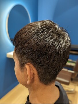 風の中の髪 オーガニック天然100%ヘナ