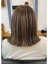 ラッフィスリール(Raffee Sourire)&nbsp;バレヤージュ風白髪ぼかしカラー