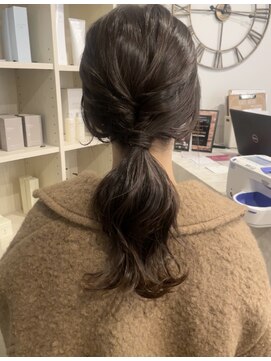 トッカ 三ノ宮店(tocca) 簡単ローポニーアレンジ