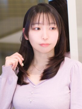 シキ(shiqui) 小顔薄めバング/レイヤースタイル/20代/30代/40代