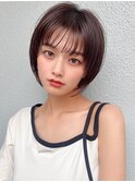 ホワイトグレージュショートボブ30代40代50代ひし形シルエット