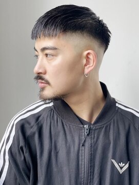 グルーマーズクレッジ 渋谷店(GROOMER/S CREDGE) スパイキーショート/ブルーブラック/フェザーパーマサーフカール