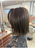 ホイル10枚で叶う 立体感ハイライト×切りっぱなしボブ