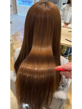 クールブ(Courbe) 髪質改善で叶える「シルクのようなストレート」