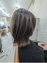 イル(iru)&nbsp;白髪があってもカラーで楽しめます♪