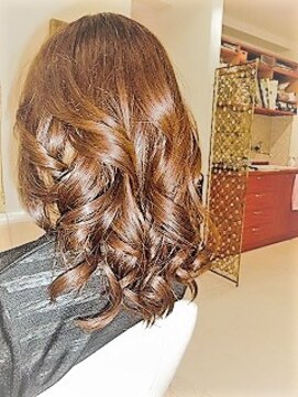 デザインヘアーピアジェ 八木店(DESIGN HAIR PIAGET) ☆☆KIRARAストカール☆☆プラス☆KIRARAカラーケアTR☆