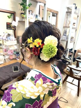 ロカット サロン(Roquat Salon) 卒業式ロングシニヨンアレンジ 【立川/八王子/立川南/国分寺】