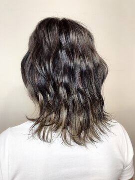 ビーヘアー(BE hair) ツートーンウルフ