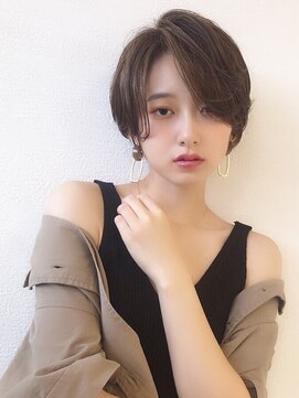 ロンド レア 天神大名店(Lond Le’a) デザインカラー/くびれヘア/似合わせカット