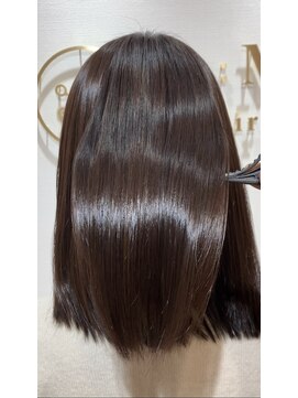 リマーゴ(re:Mago) ぷるんと潤う白髪染め髪質改善