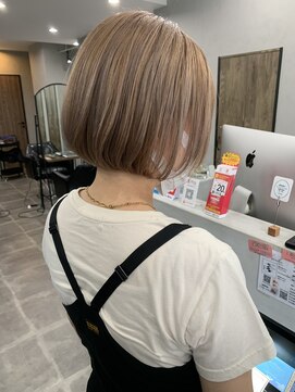 シャムオーツー 国分寺(CHAM:O2) ミルクティーベージュ/ボブ/ハイトーン