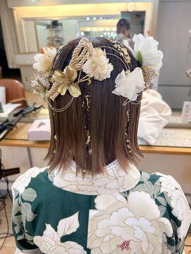 ネオリーブアイム 横浜西口店(Neolive aim) 卒業式ヘアアレンジ 切りっぱなしボブ【横浜】k