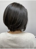30代女性　ショート×グレーブラック