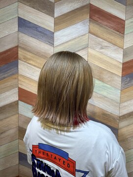 ヘアートゥリース(hair trees) 外ハネボブ×インナーカラー
