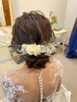 美容室　ベルモード ゆるふわアップスタイル