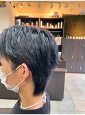 センターパートウルフ