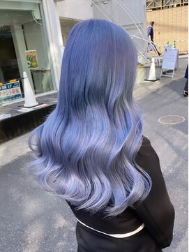 リル ラウム 原宿(LiL Raum) ブルーラベンダー/原宿ブリーチ/ダブルカラー/レイヤーカット