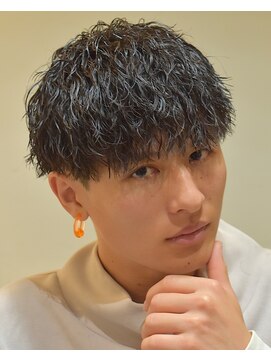フリーク バーバーショップ 都島店(FREAK BARBER SHOP) MEN’S HAIR/スパイキーショート/ブルーブラック/J1